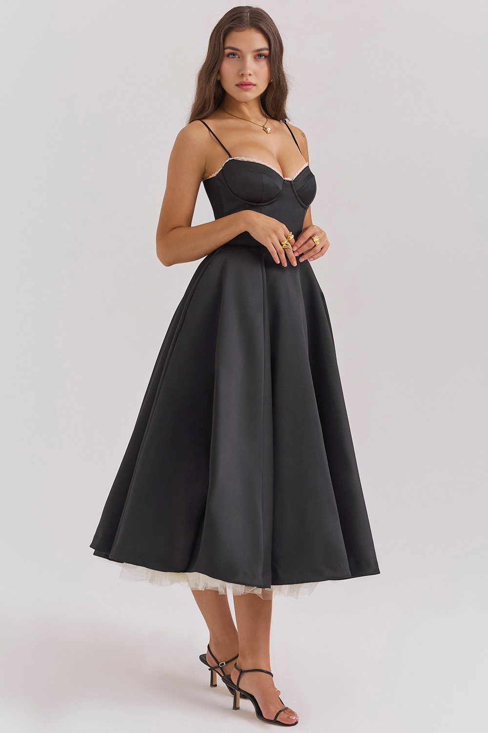 Elegante Vestido Midi Duchess