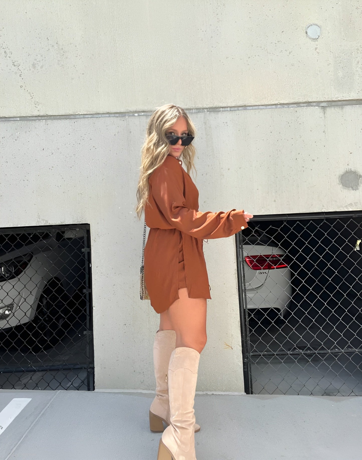 Vestido-Romper Figure-Enhancing