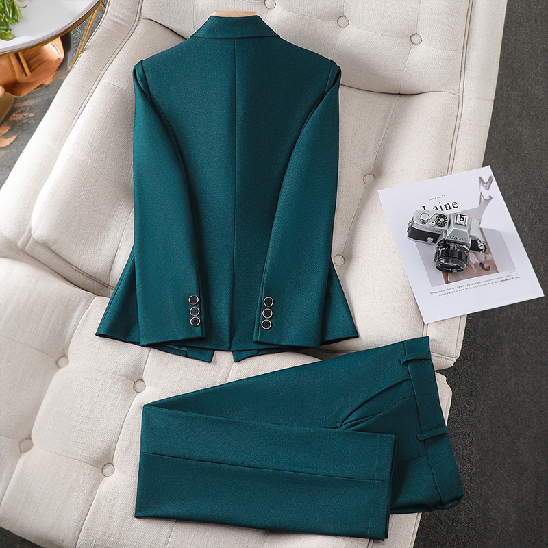 Elegancia Chic Blazer Formal