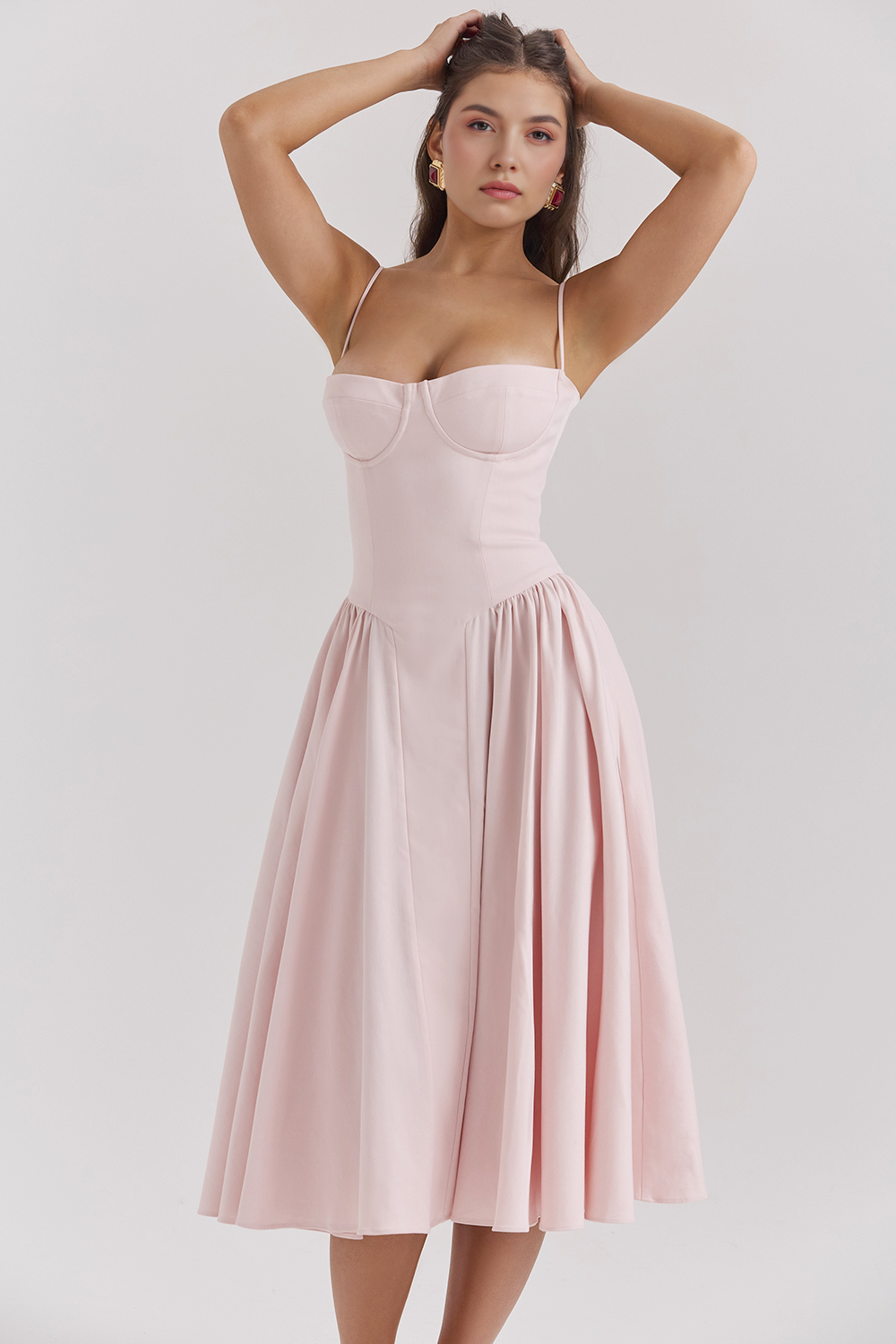 Elegant Waist-Cinch Midi Dress