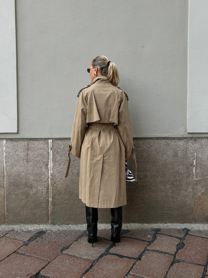 Gabardina Figura-Esbelta