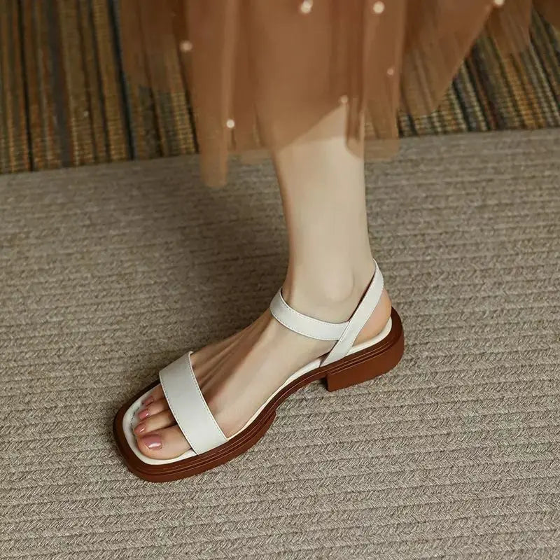 Elegantes Sandalias de Cuero