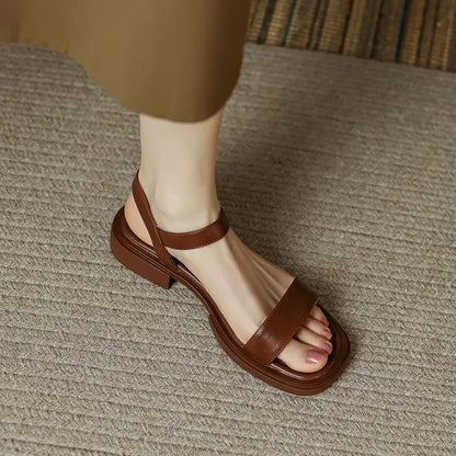 Elegantes Sandalias de Cuero