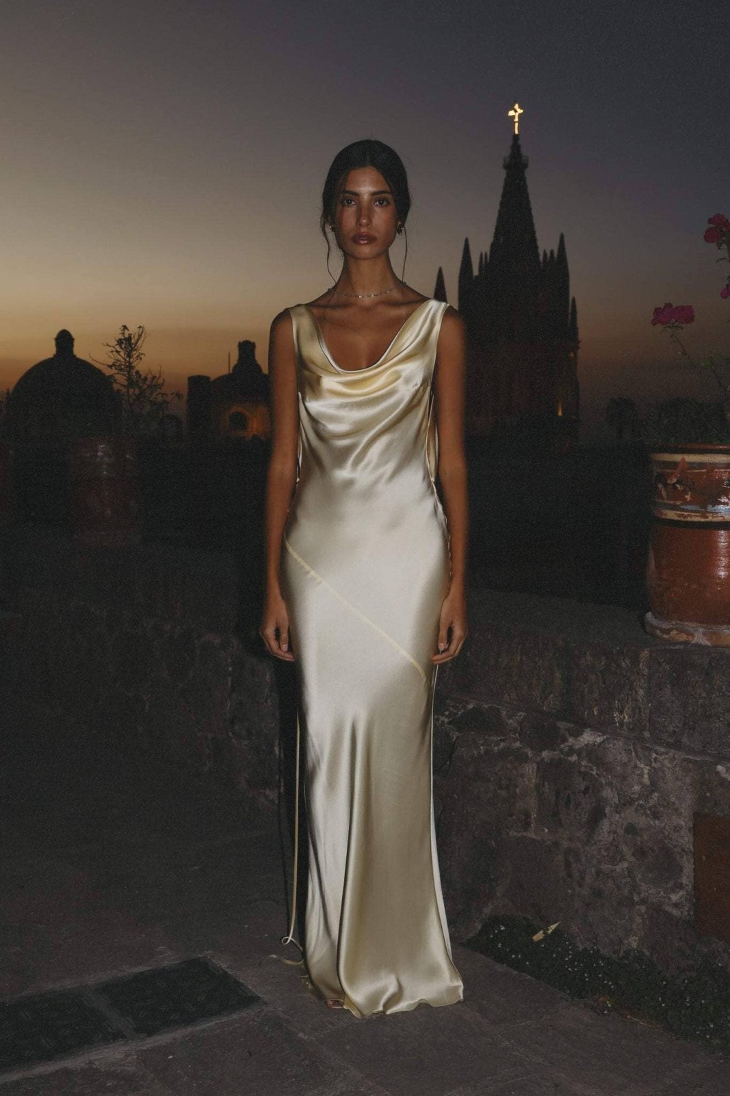 Maxi Vestido Seda Elegante