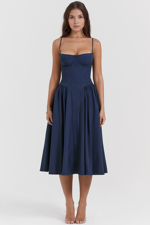 Elegant Waist-Cinch Midi Dress