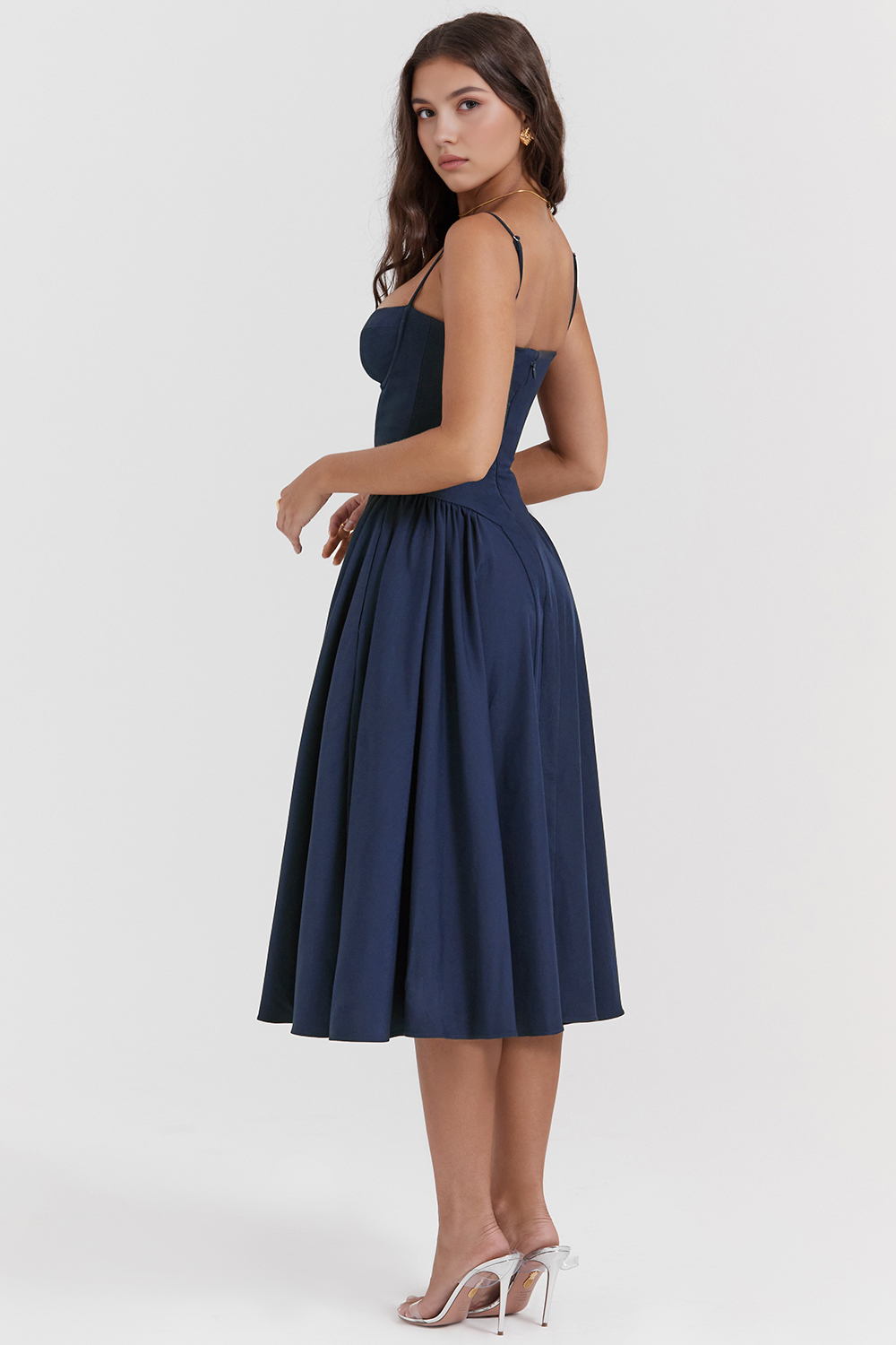 Elegant Waist-Cinch Midi Dress