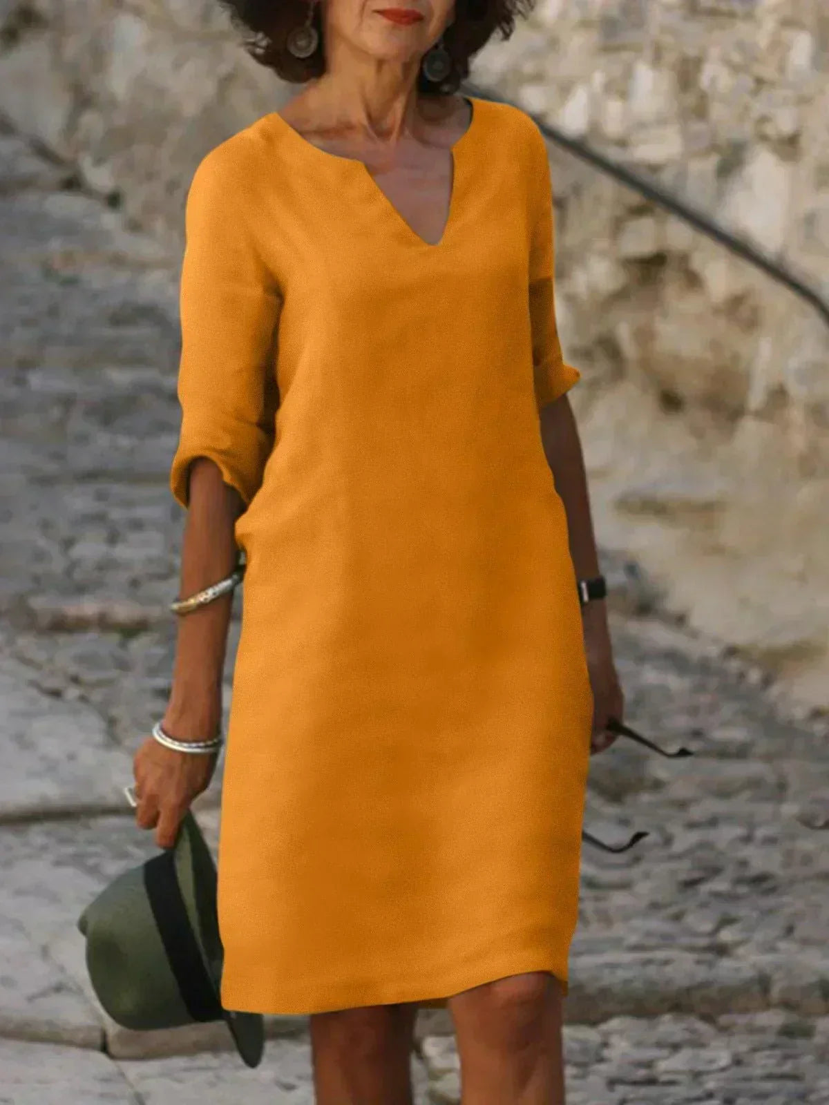 Elegancia Atemporal V-Top Vestido